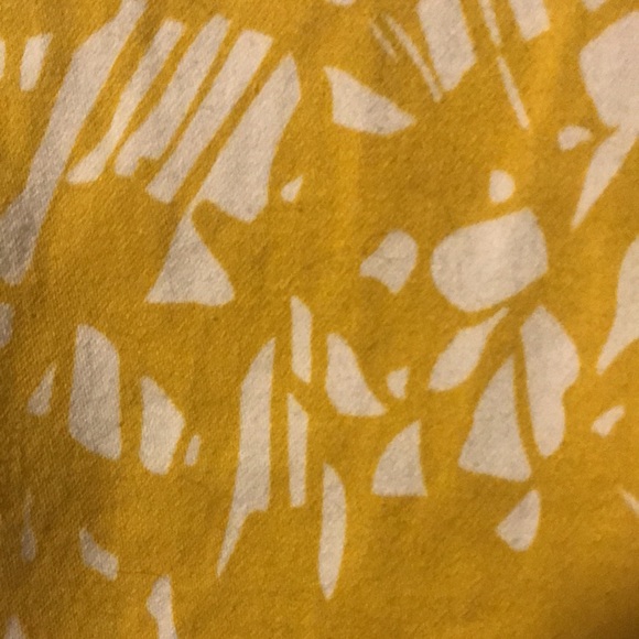 Sunny Summer Yellow Cotton Zip Up Mini Skirt - Picture 2 of 6